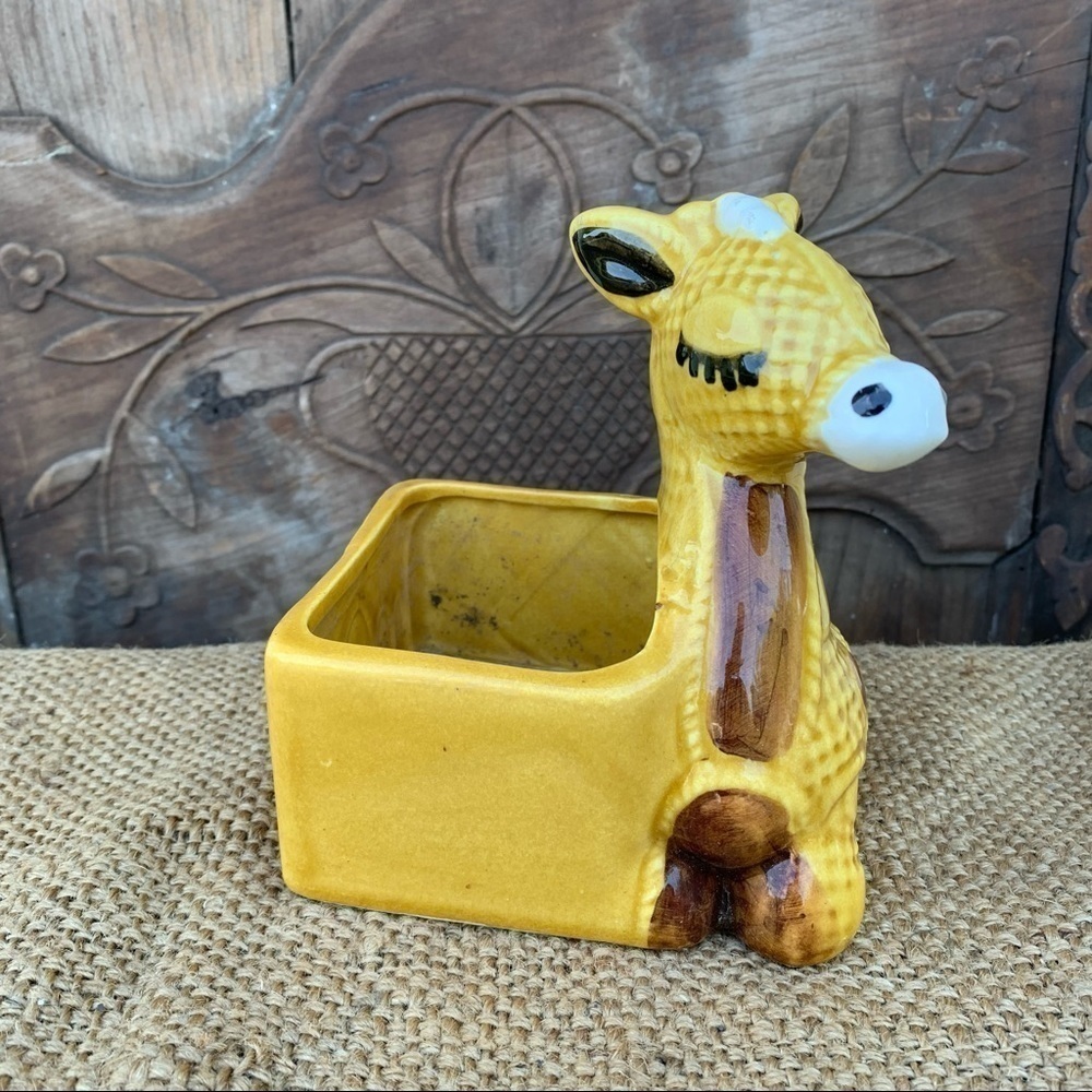 Cute Vintage Giraffe Planter Inarco